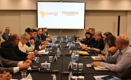 Ribercon - Fenaban abandona reajuste escalonado e congelamento do piso
